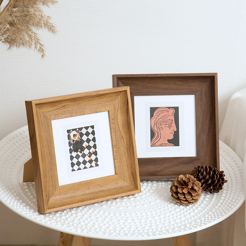 Minimalist Square Photo Frame  - огляд і ціна Bamboo Photo Frame